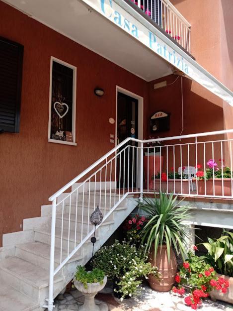 Casapatrizia B&B Sirmione Exterior photo