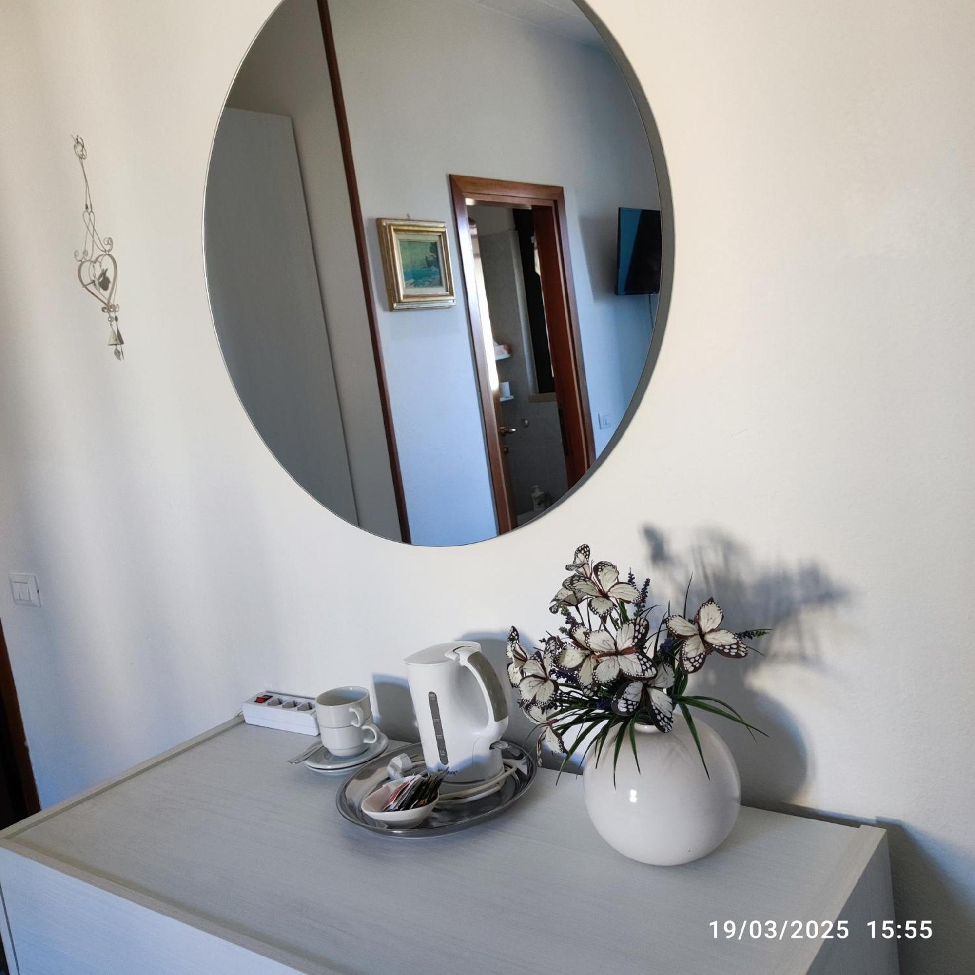Casapatrizia B&B Sirmione Exterior photo